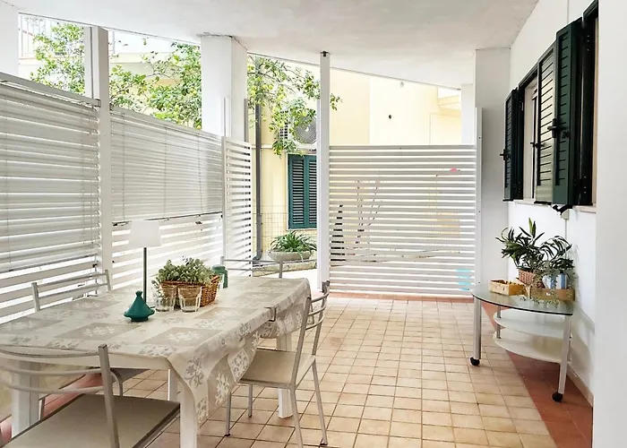 Apartment Holihome Db *